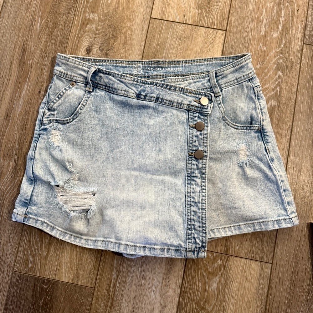 Light Blue Denim Women Shorts size 9